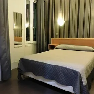 ** Hotel Bonsejour Montmartre France